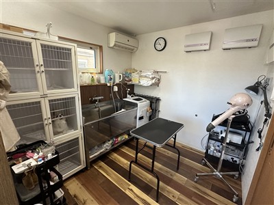 トリミング部屋